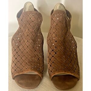 Cole Haan Women's Brown Suide Wedge Shoes Size 6.5 B Style WT6304